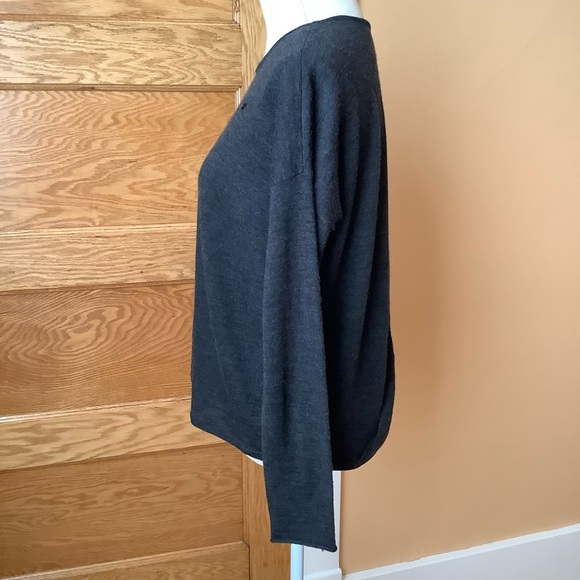 EILEEN FISHER Charcoal Fine Merino Jersey Keyhole Back Box Sweater Size XS - Picture 4 of 14